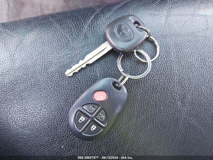 2008 Toyota Highlander Sport VIN: JTEDS43A982003238 Lot: 39657977