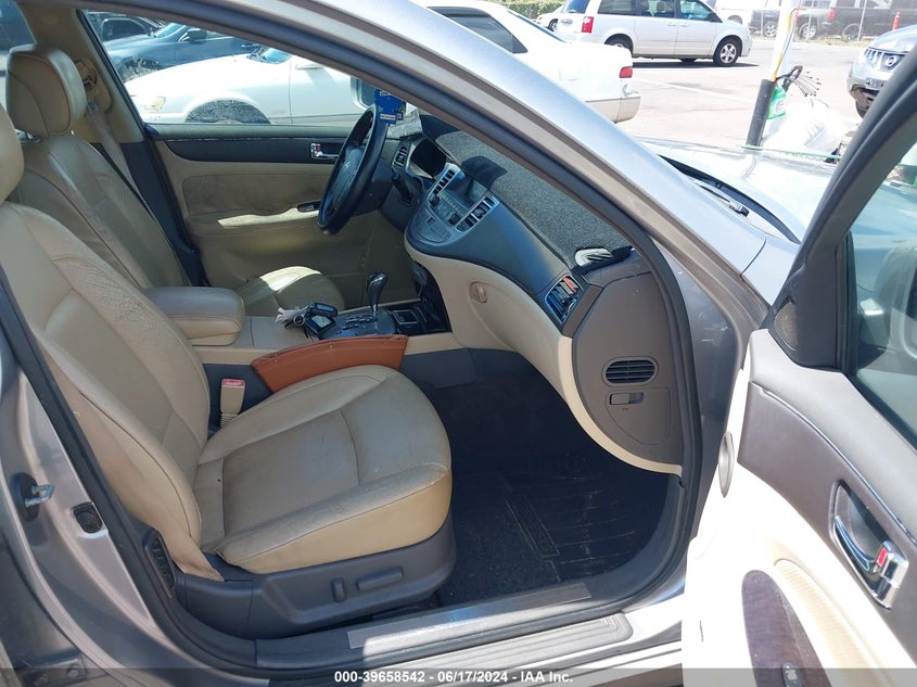 2009 Hyundai Genesis 3.8 VIN: KMHGC46E99U039686 Lot: 39658542