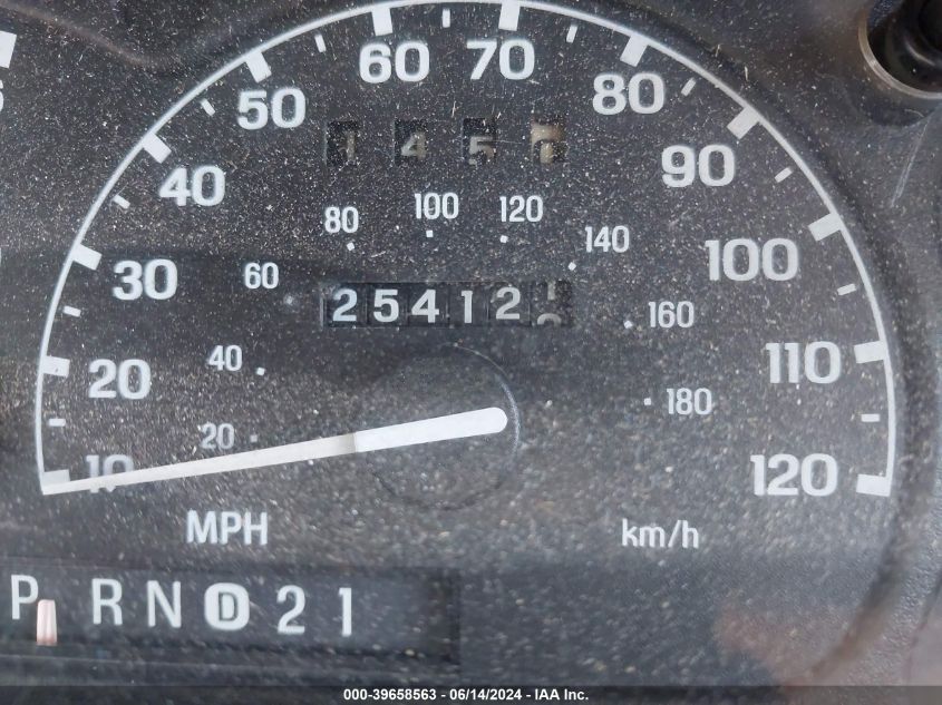 2001 Ford Explorer Xls VIN: 1FMZU62E21ZA29015 Lot: 39658563