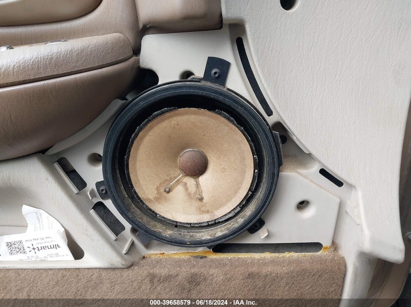 2000 Chrysler 300M VIN: 2C3HE66G5YH375213 Lot: 39658579