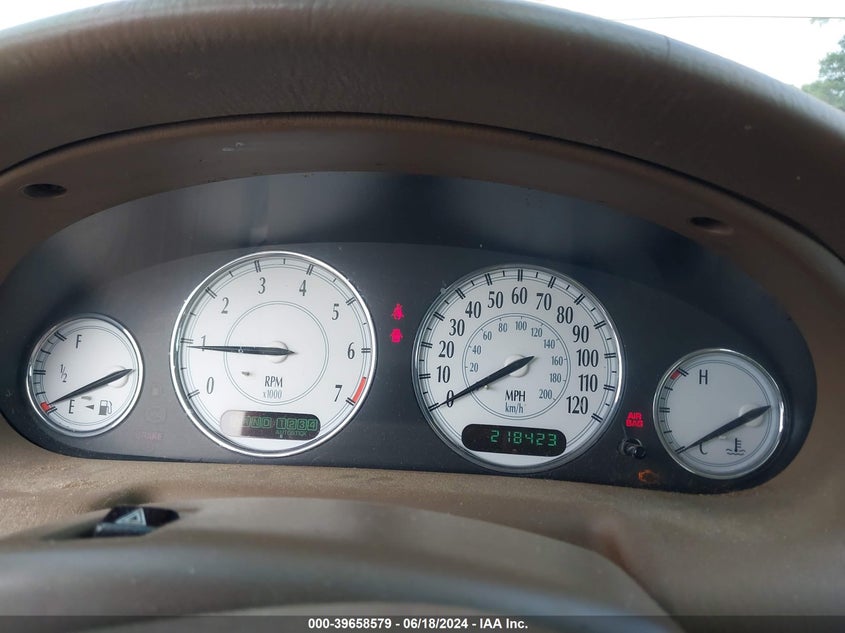 2000 Chrysler 300M VIN: 2C3HE66G5YH375213 Lot: 39658579