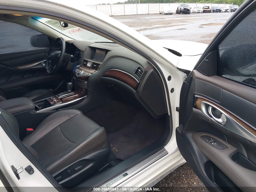 2017 Infiniti Q70L 3.7 VIN: JN1BY1PP7HM170132 Lot: 39658641