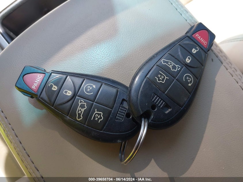 2011 Jeep Grand Cherokee Limited VIN: 1J4RS5GG5BC520983 Lot: 39658704