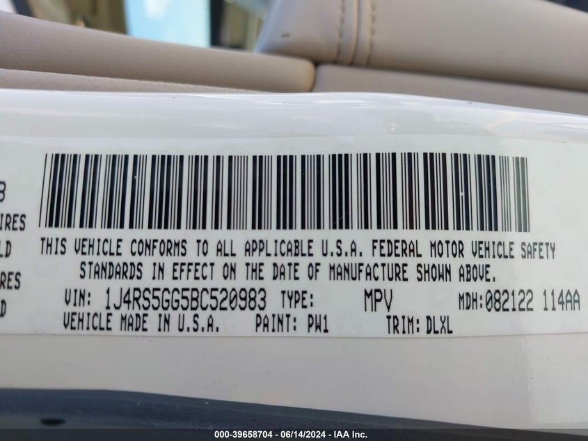 2011 Jeep Grand Cherokee Limited VIN: 1J4RS5GG5BC520983 Lot: 39658704