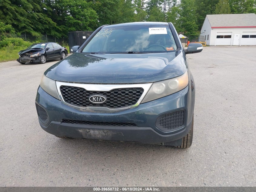 2011 Kia Sorento Lx VIN: 5XYKTCA12BG142288 Lot: 39658732