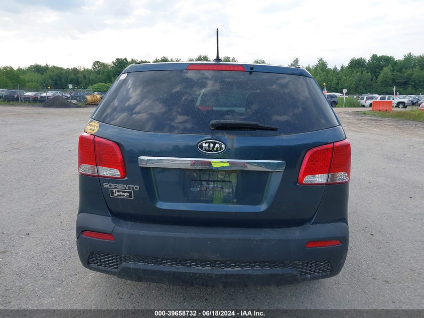 2011 Kia Sorento Lx VIN: 5XYKTCA12BG142288 Lot: 39658732