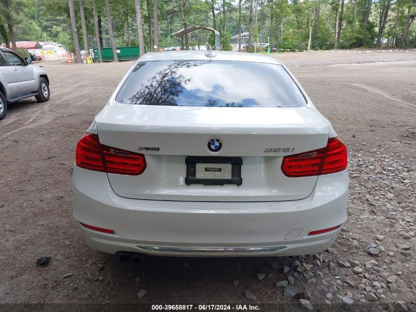 2013 BMW 328I xDrive VIN: WBA3B3C53DF539082 Lot: 39658817