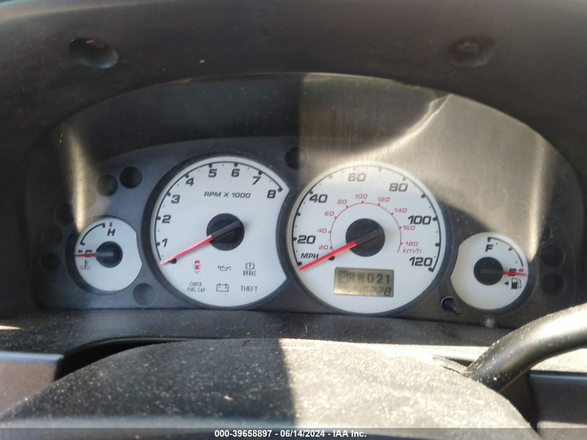 2004 Ford Escape Xlt VIN: 1FMYU03184KB35566 Lot: 39658897