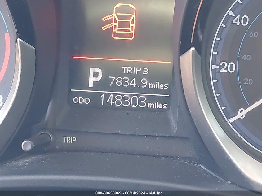 2015 Toyota Corolla S Plus VIN: 2T1BURHE2FC29735 Lot: 39658969