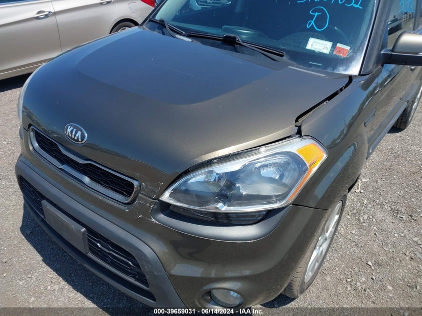 2013 Kia Soul + VIN: KNDJT2A66D7523434 Lot: 39659031