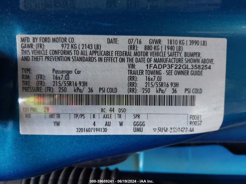 2016 Ford Focus Se VIN: 1FADP3F22GL358254 Lot: 39659241