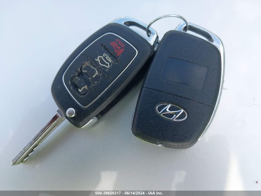 2015 Hyundai Sonata Sport VIN: 5NPE34AF8FH111818 Lot: 39659317