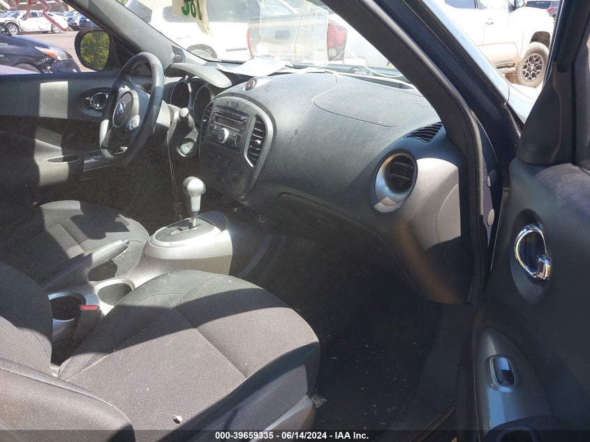 2014 Nissan Juke S VIN: JN8AF5MR9ET360757 Lot: 39659335