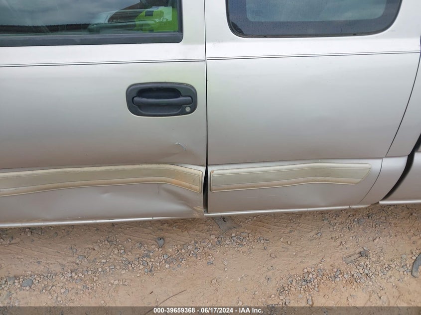 2004 Chevrolet Silverado 1500 Ls VIN: 2GCEK19T241223427 Lot: 39659368