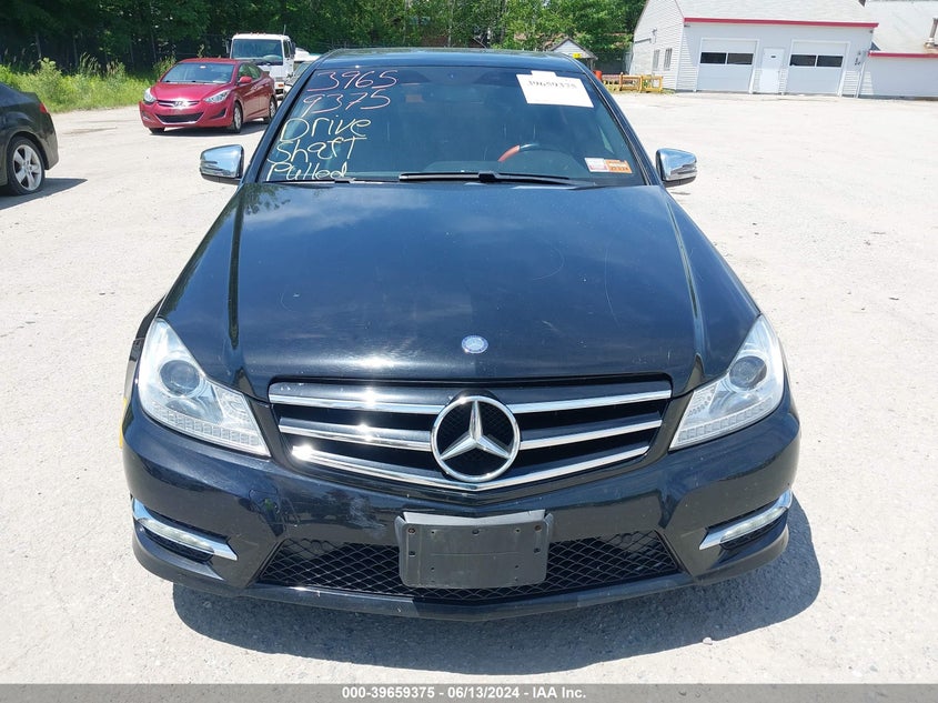 2014 Mercedes-Benz C 300 Luxury 4Matic/Sport 4Matic VIN: WDDGF8AB5EG196744 Lot: 39659375