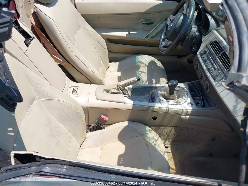 2004 BMW Z4 2.5I VIN: 4USBT335X4LR68338 Lot: 39659462