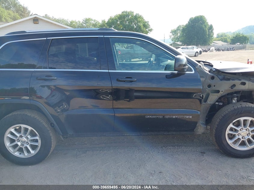 2018 Jeep Grand Cherokee Laredo VIN: 1C4RJFAG1JC210500 Lot: 39659495