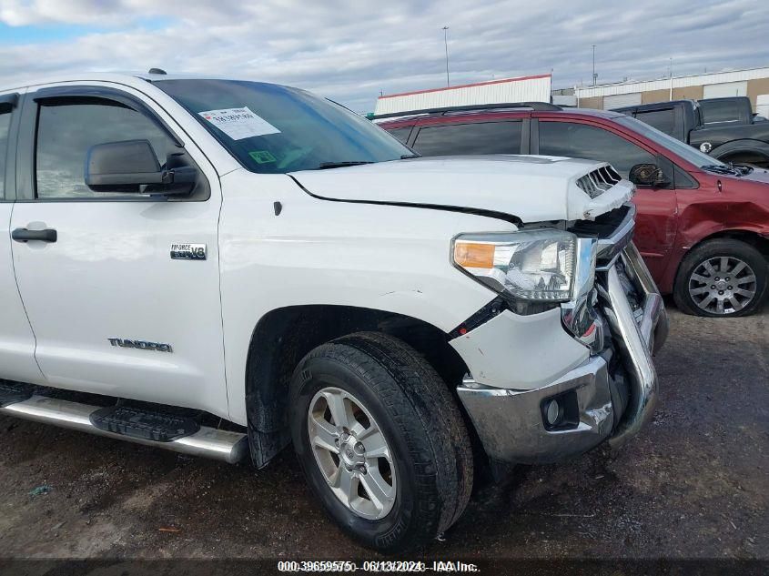 2017 Toyota Tundra Sr5 5.7L V8 VIN: 5TFUW5F19HX674888 Lot: 39659575