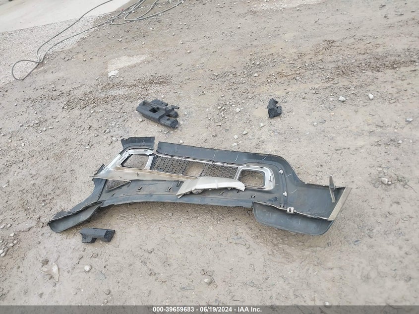 2015 Jeep Grand Cherokee Overland VIN: 1C4RJFCG5FC161919 Lot: 39659683