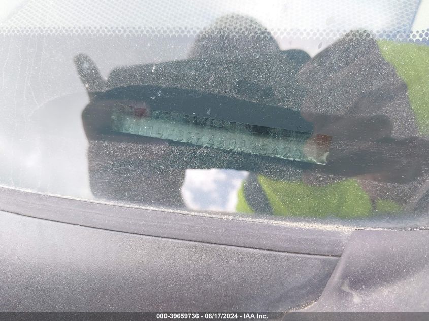 2003 Toyota Camry Le VIN: 4T1BE32K43U135470 Lot: 39659736