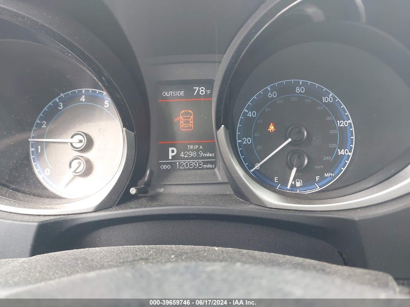 2015 Toyota Corolla S Plus VIN: 2T1BURHE0FC450201 Lot: 39659746