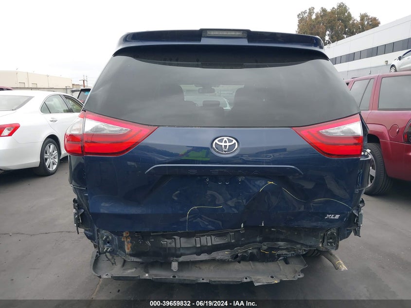 2020 Toyota Sienna Xle VIN: 5TDYZ3DC7LS043945 Lot: 39659832