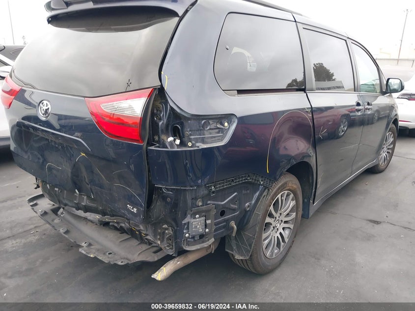 VIN 5TDYZ3DC7LS043945 2020 TOYOTA SIENNA XLE