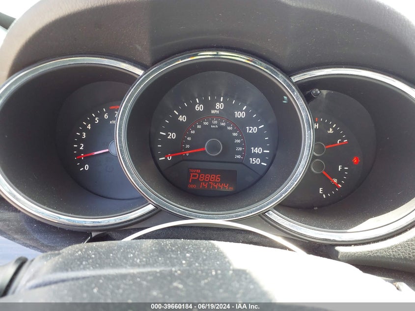 2011 Kia Sorento Lx VIN: 5XYKT3A15BG069269 Lot: 39660184