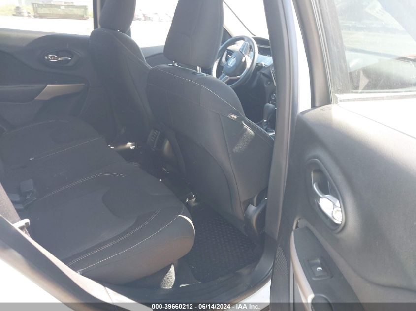 2017 Jeep Cherokee Latitude 4X4 VIN: 1C4PJMCB3HW616087 Lot: 39660212