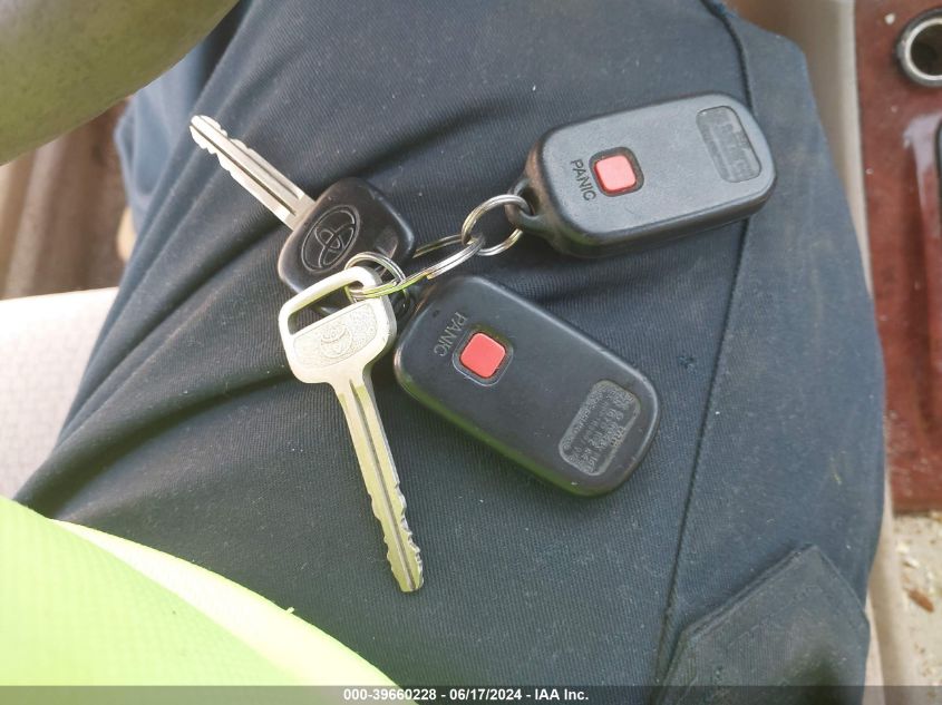 2003 Toyota Corolla Le VIN: JTDBR32E032016071 Lot: 39660228