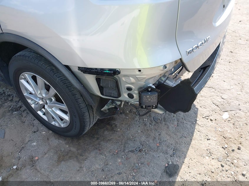 2019 Nissan Rogue Sv VIN: JN8AT2MV2KW400434 Lot: 39660269