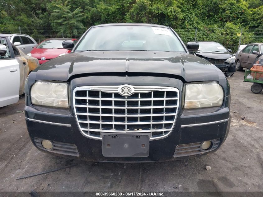 2009 Chrysler 300 Touring VIN: 2C3LA53V99H575144 Lot: 39660280