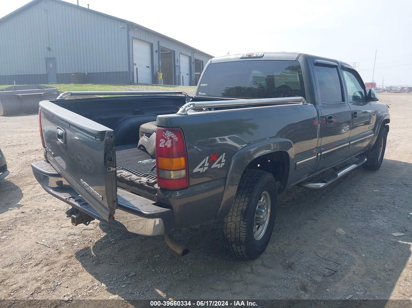 2002 Chevrolet Silverado 1500Hd Lt VIN: 1GCGK13U52F158105 Lot: 39660334