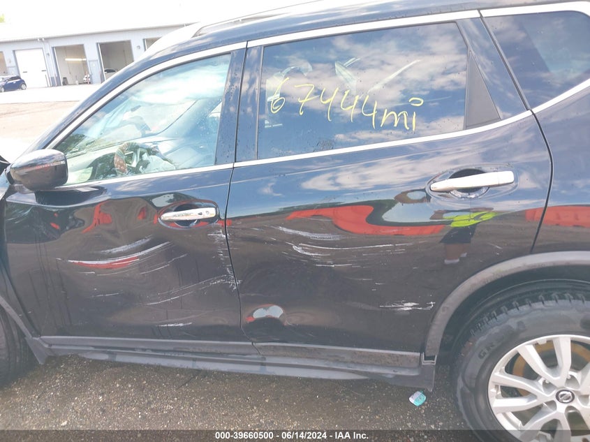 2017 Nissan Rogue Sv VIN: KNMAT2MV4HP619202 Lot: 39660500