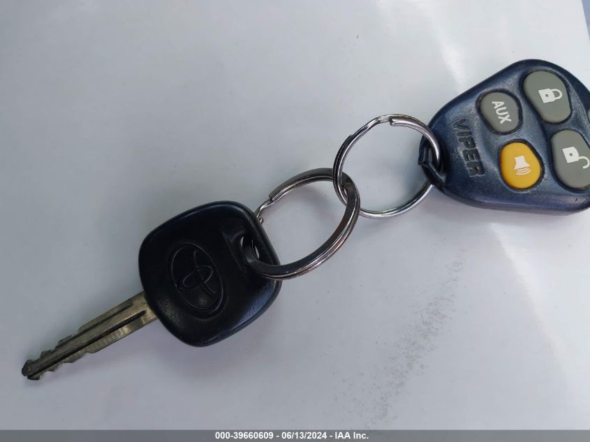 2010 Toyota Corolla Le VIN: 2T1BU4EE8AC388515 Lot: 39660609