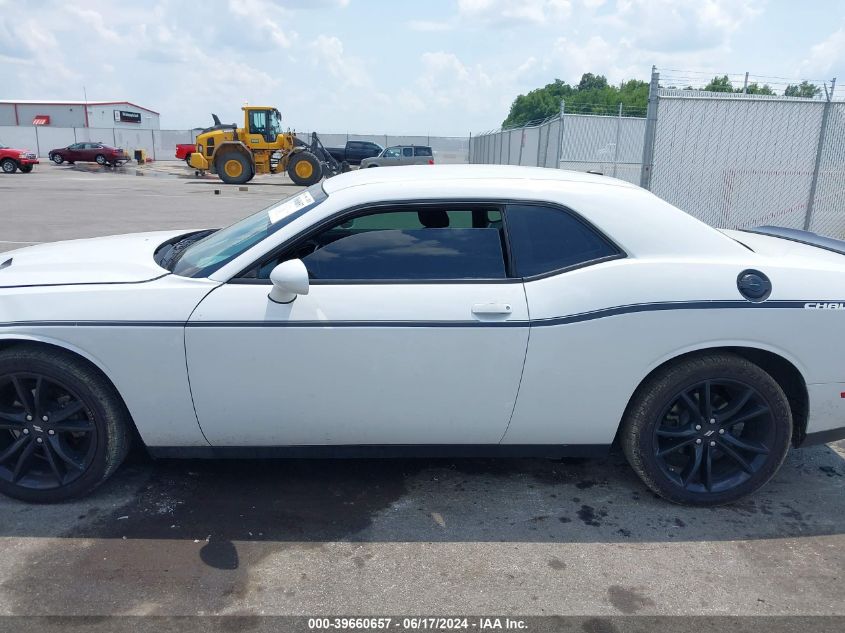 2018 Dodge Challenger Sxt VIN: 2C3CDZAG1JH255579 Lot: 39660657