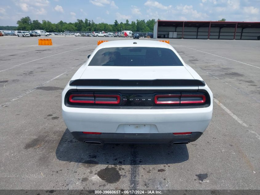 2018 Dodge Challenger Sxt VIN: 2C3CDZAG1JH255579 Lot: 39660657