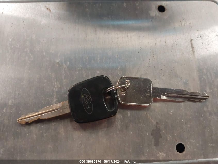 2000 Ford F-150 Lariat/Work Series/Xl/Xlt VIN: 2FTRX18L4YCA69222 Lot: 39660870