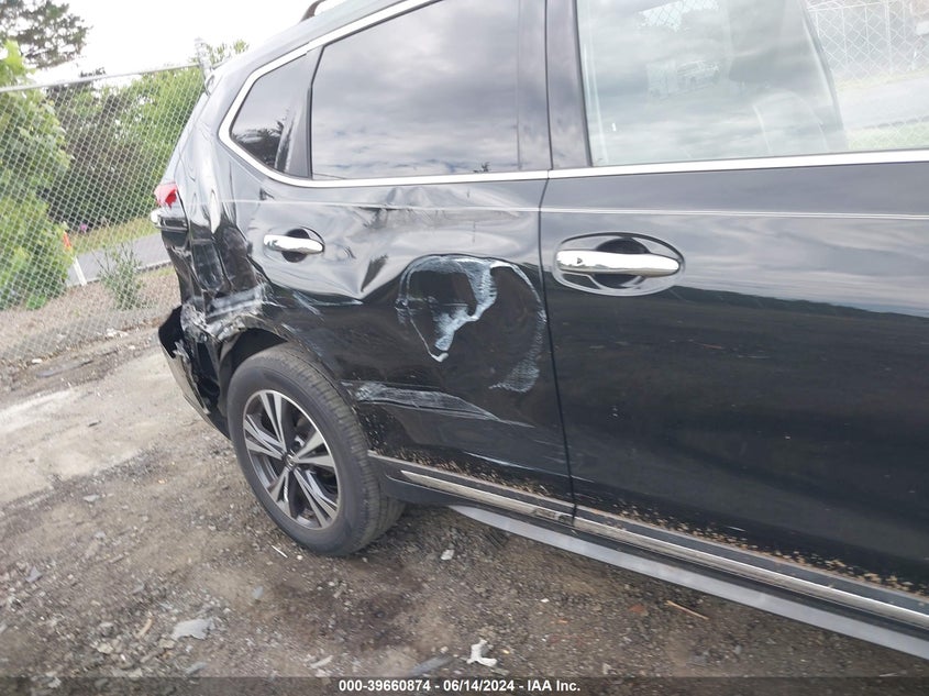 2018 Nissan Rogue Sl VIN: JN8AT2MT0JW461763 Lot: 39660874