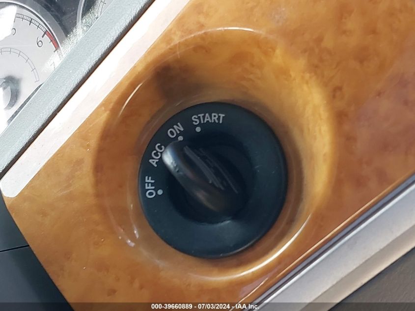 2008 Chrysler Town & Country Limited VIN: 2A8HR64X38R106004 Lot: 39660889