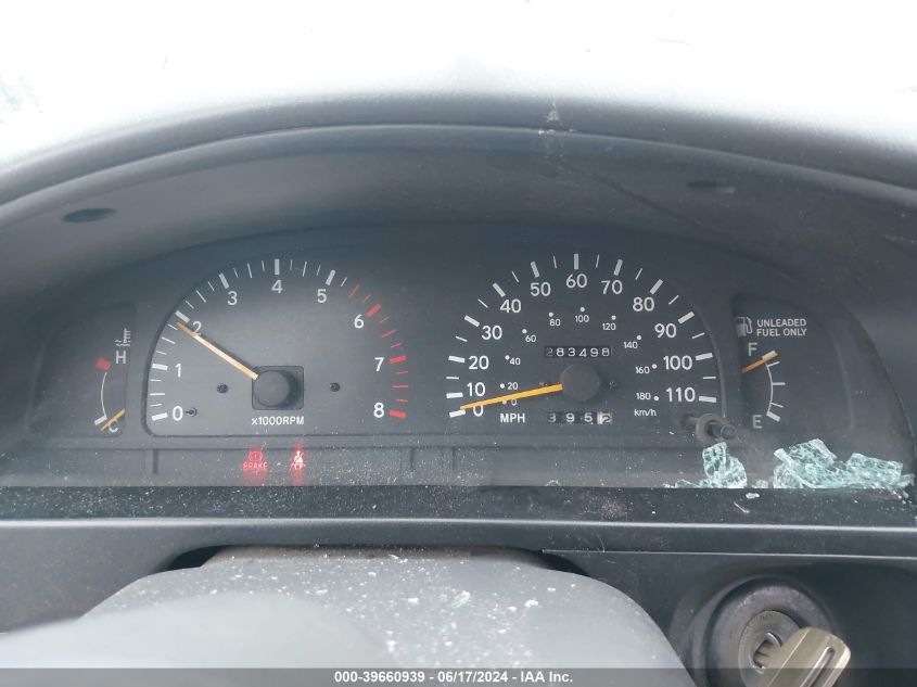 1996 Toyota Tacoma Xtracab VIN: 4TAWN72N7TZ148672 Lot: 39660939