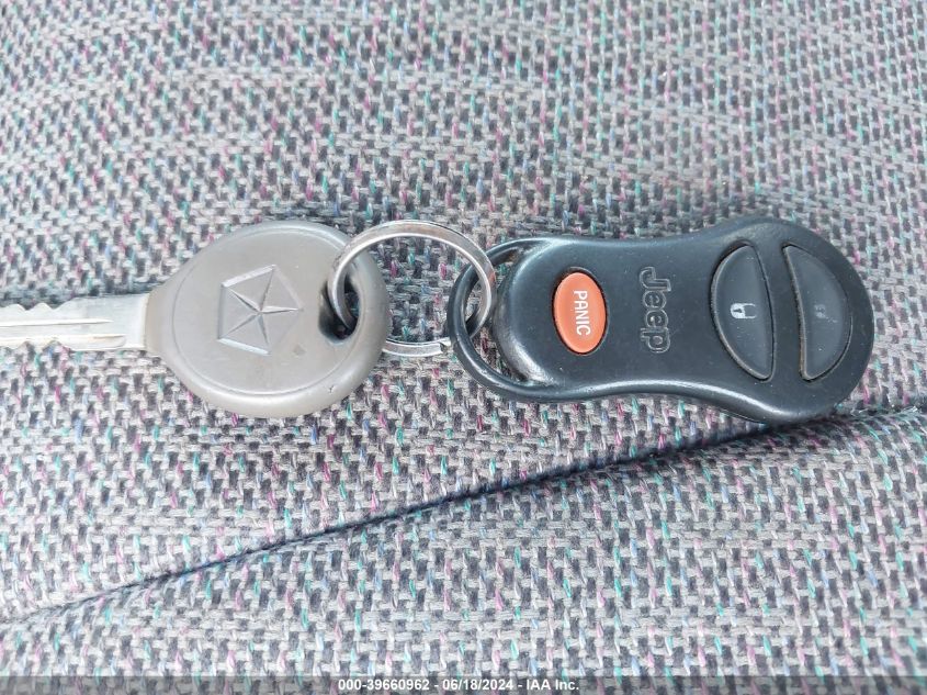 1999 Jeep Cherokee Classic/Sport VIN: 1J4FF68S8XL624987 Lot: 39660962