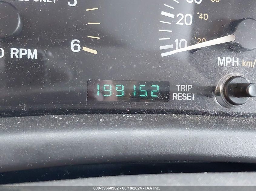 1999 Jeep Cherokee Classic/Sport VIN: 1J4FF68S8XL624987 Lot: 39660962