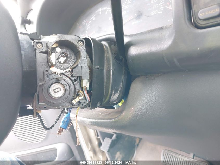 1998 Dodge Ram 1500 St VIN: 1B7HC13Z4WJ143708 Lot: 39661123