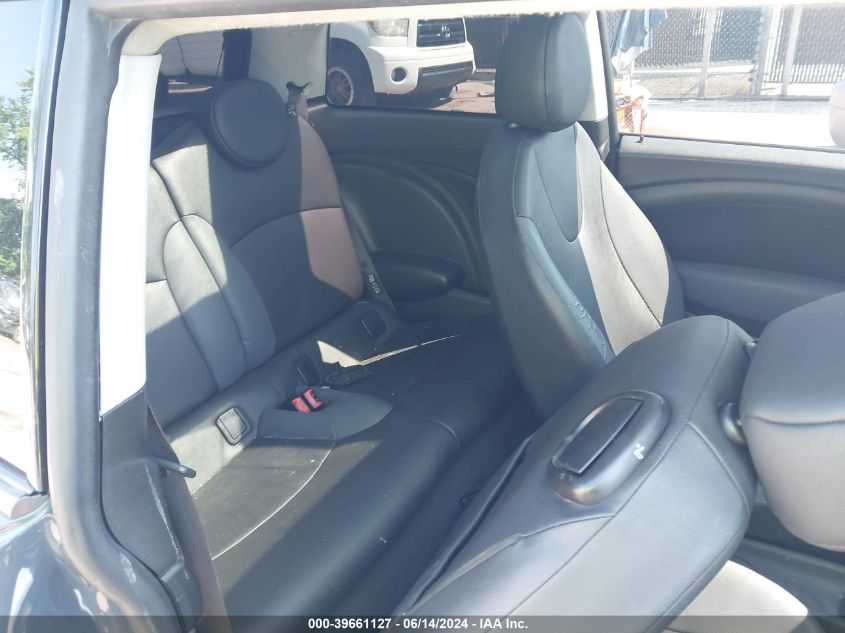 2010 Mini Cooper VIN: WMWMF3C54ATZ21630 Lot: 39661127