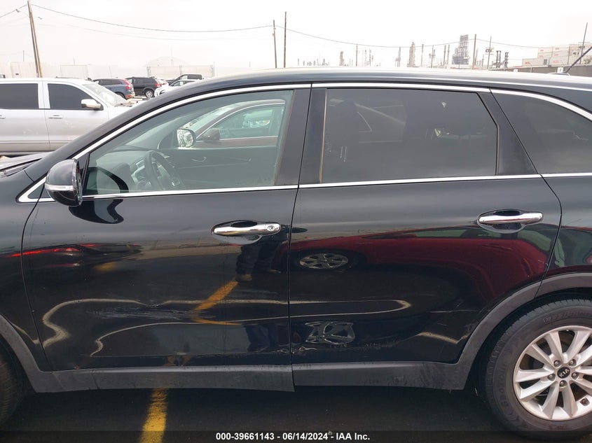 2019 Kia Sorento 3.3L Lx VIN: 5XYPG4A56KG489075 Lot: 39661143