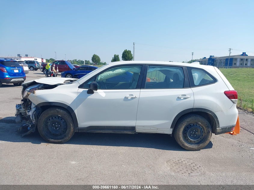 2023 Subaru Forester VIN: JF2SKAAC5PH498419 Lot: 39661160