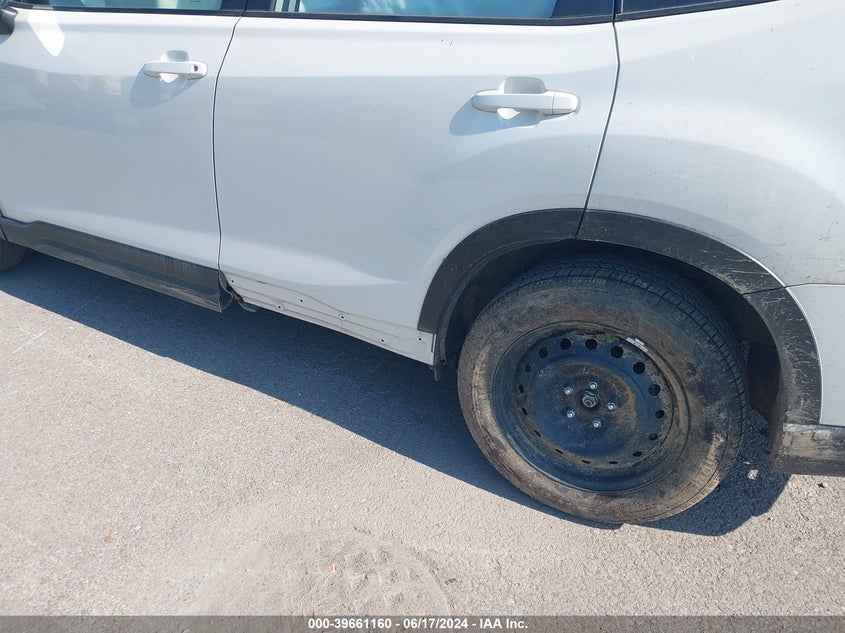 2023 Subaru Forester VIN: JF2SKAAC5PH498419 Lot: 39661160