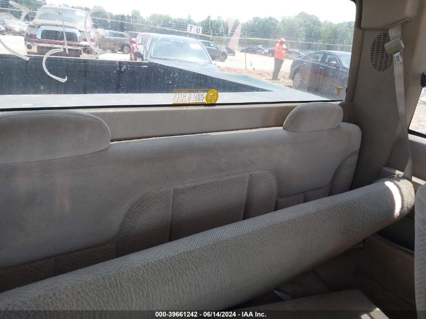 1996 Chevrolet Gmt-400 C1500 VIN: 2GCEC19RXT1255252 Lot: 39661242