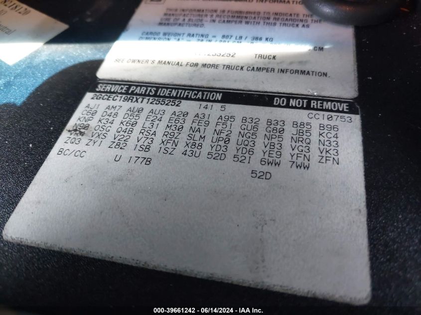 1996 Chevrolet Gmt-400 C1500 VIN: 2GCEC19RXT1255252 Lot: 39661242